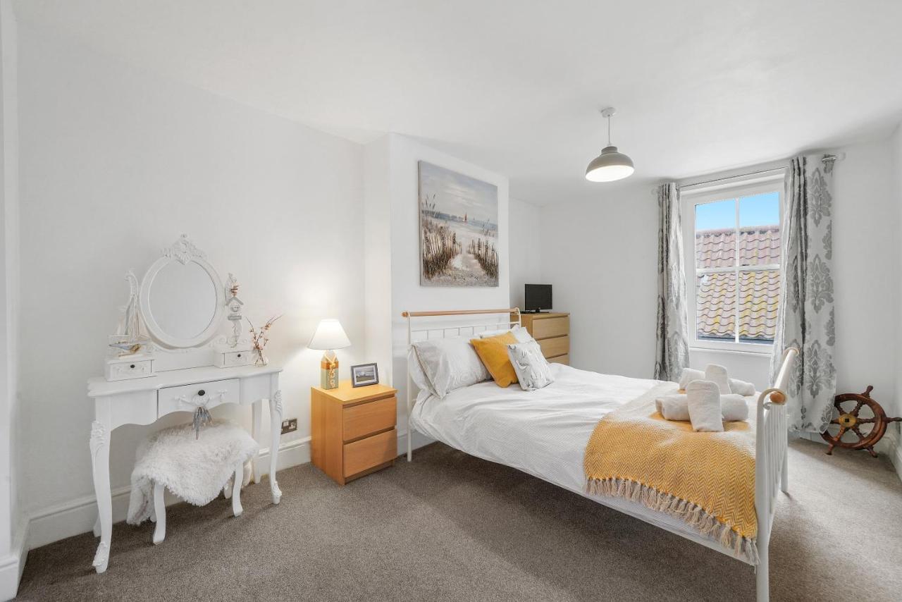 30 Percent Off! The Central Whitby Gem - 4 Bedrooms Zewnętrze zdjęcie