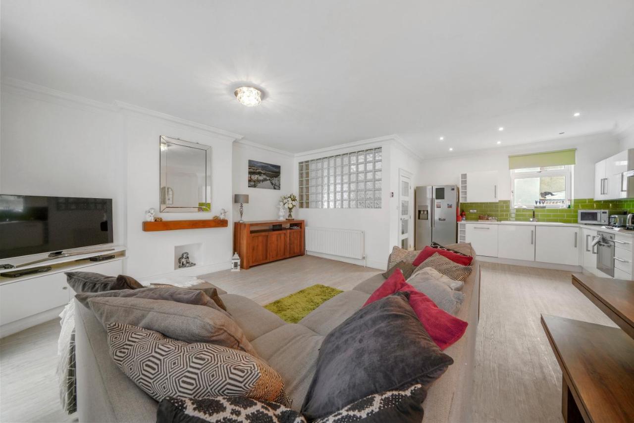 30 Percent Off! The Central Whitby Gem - 4 Bedrooms Zewnętrze zdjęcie